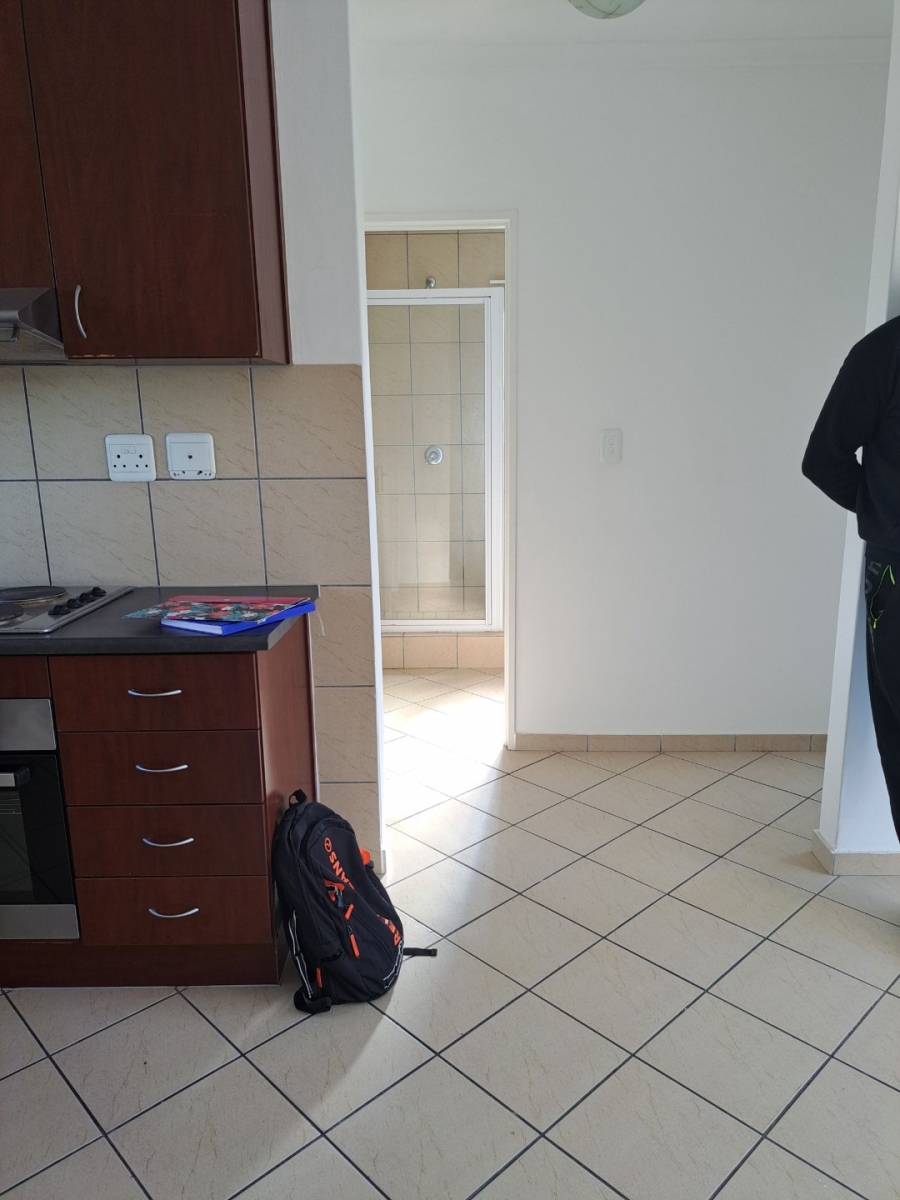 2 Bedroom Property for Sale in Kraaifontein East Western Cape